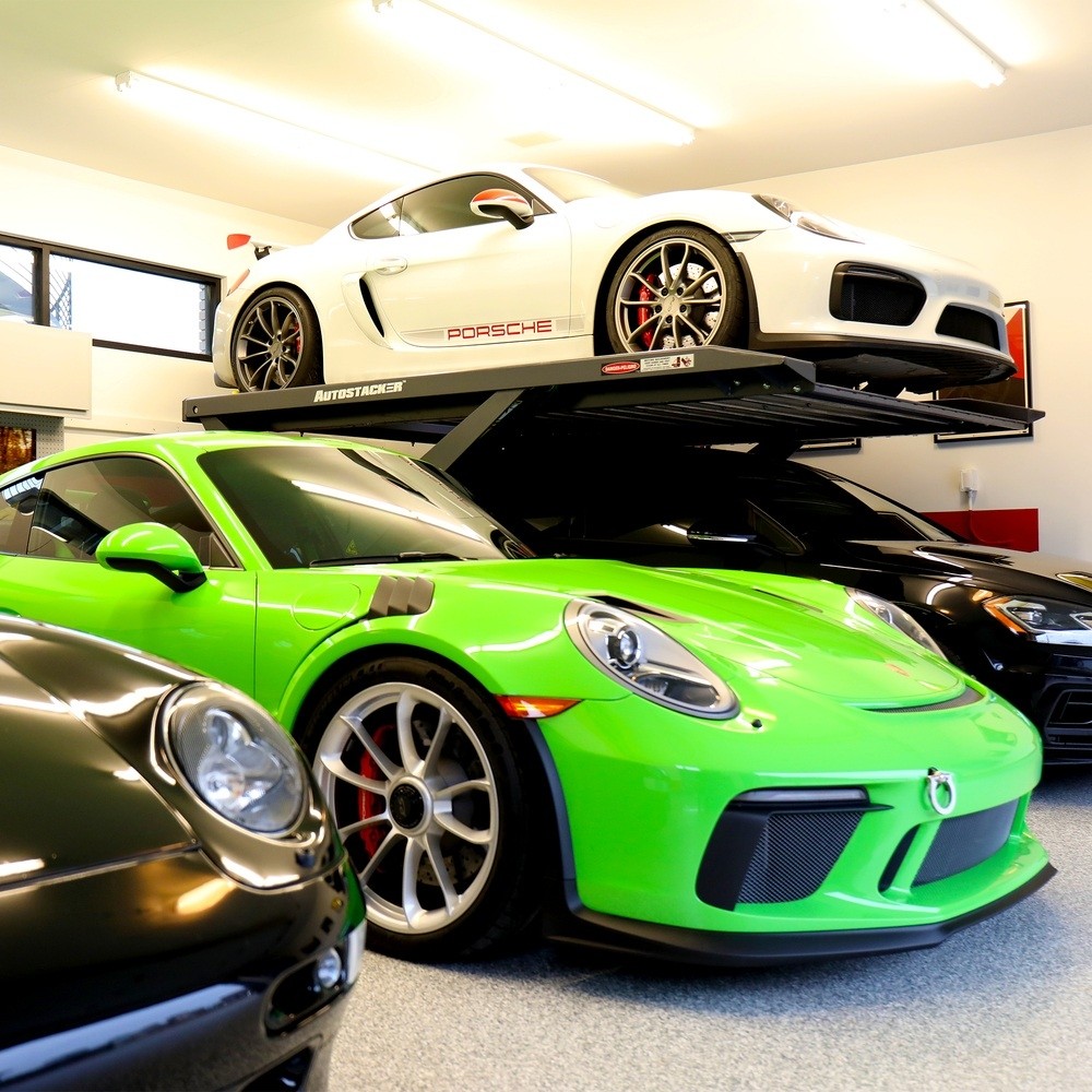 Car lift for storage